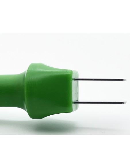 Plate electrodes, 8 mm gap